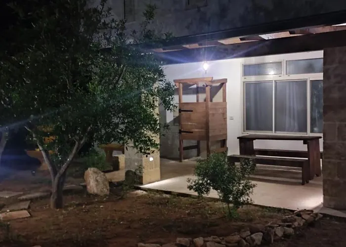別荘 Le Camine Spa, Clima, Parking, Giardino マティーノ